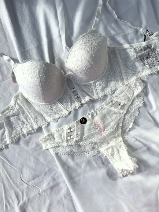Conjunto Bliss Branco Copa C