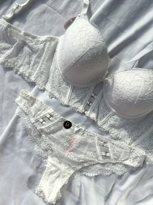 Conjunto Bliss Branco Copa C