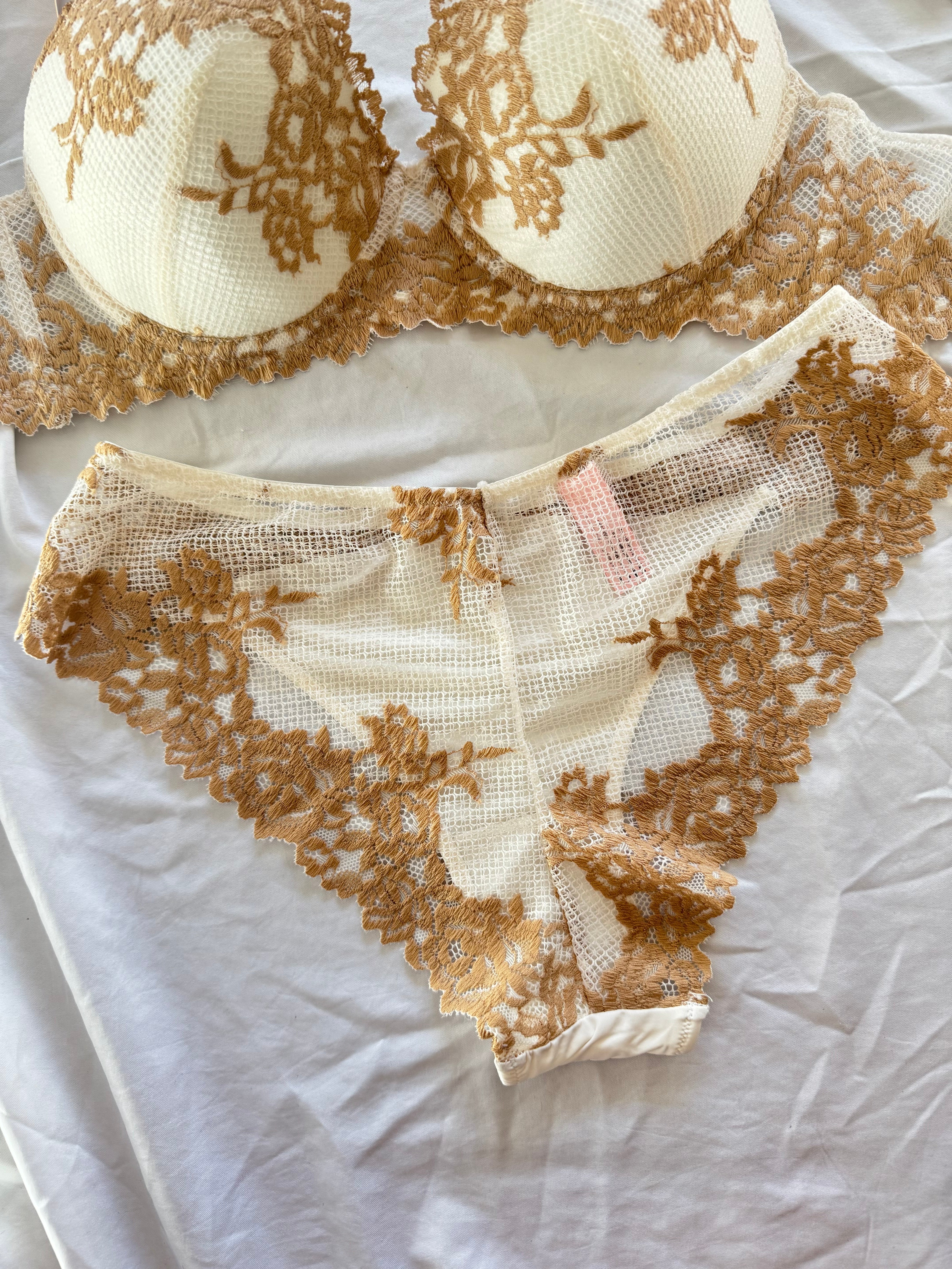 Conjunto Copa C Pretty Flowers Branco