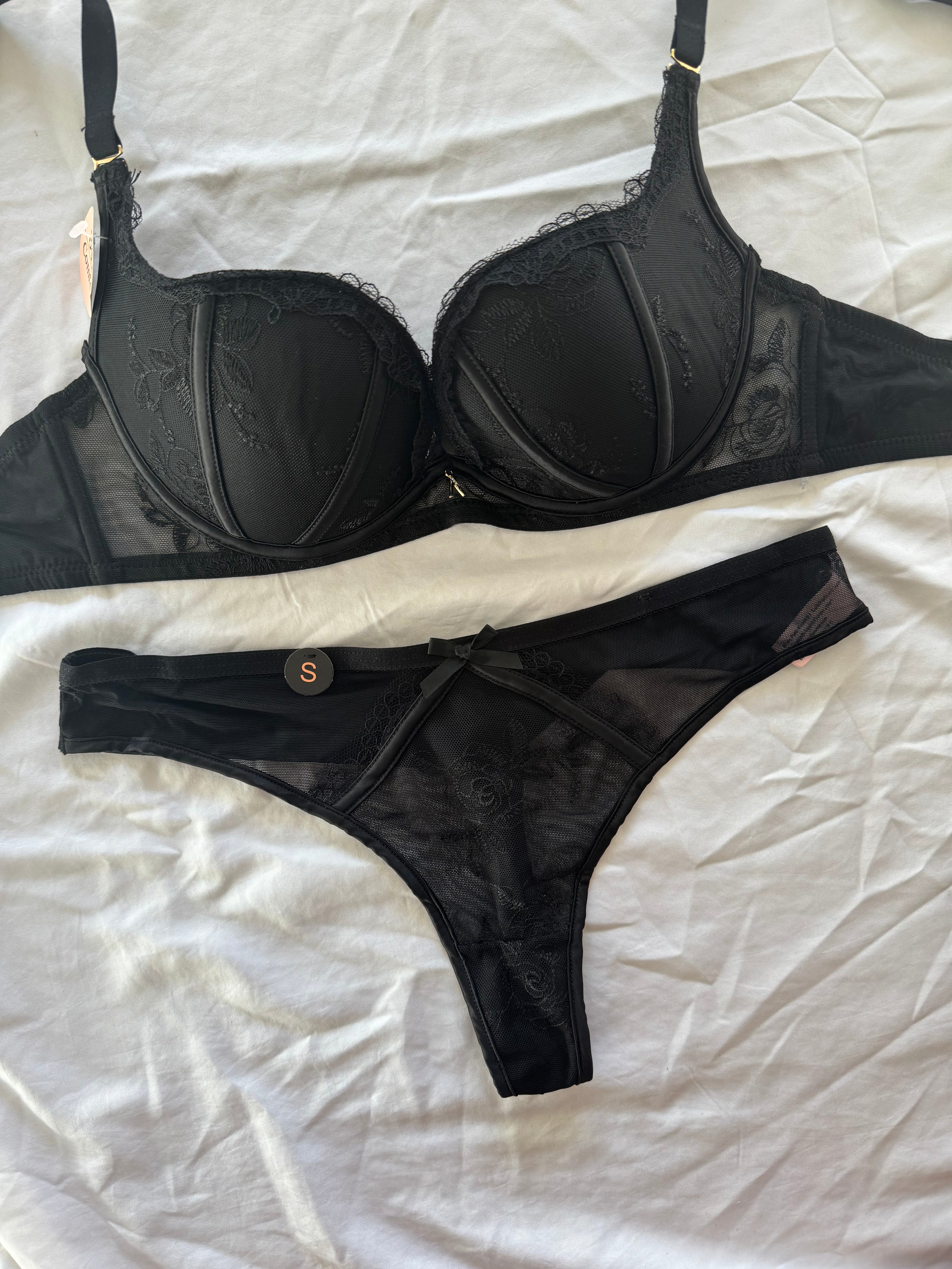 Conjunto Santi Preto Copa B Push-up